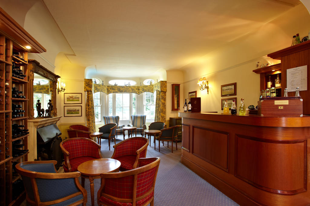 Esseborne Manor Hotel Hurstbourne Tarrant Exterior photo