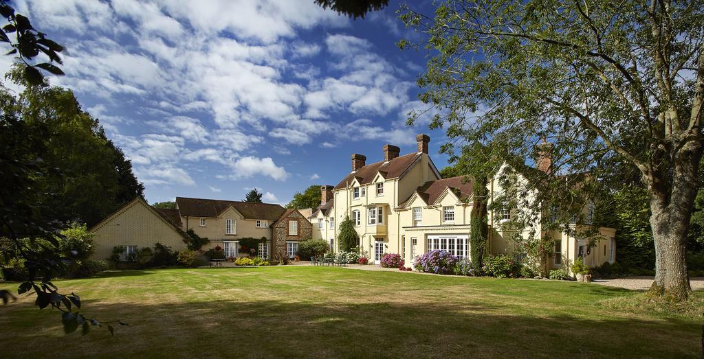 Esseborne Manor Hotel Hurstbourne Tarrant Exterior photo