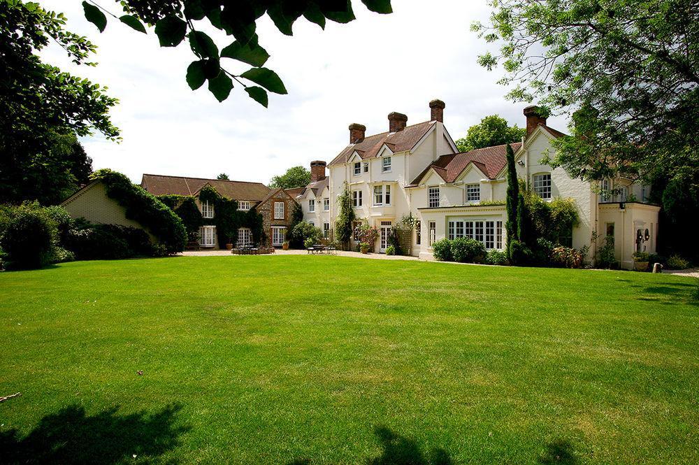 Esseborne Manor Hotel Hurstbourne Tarrant Exterior photo