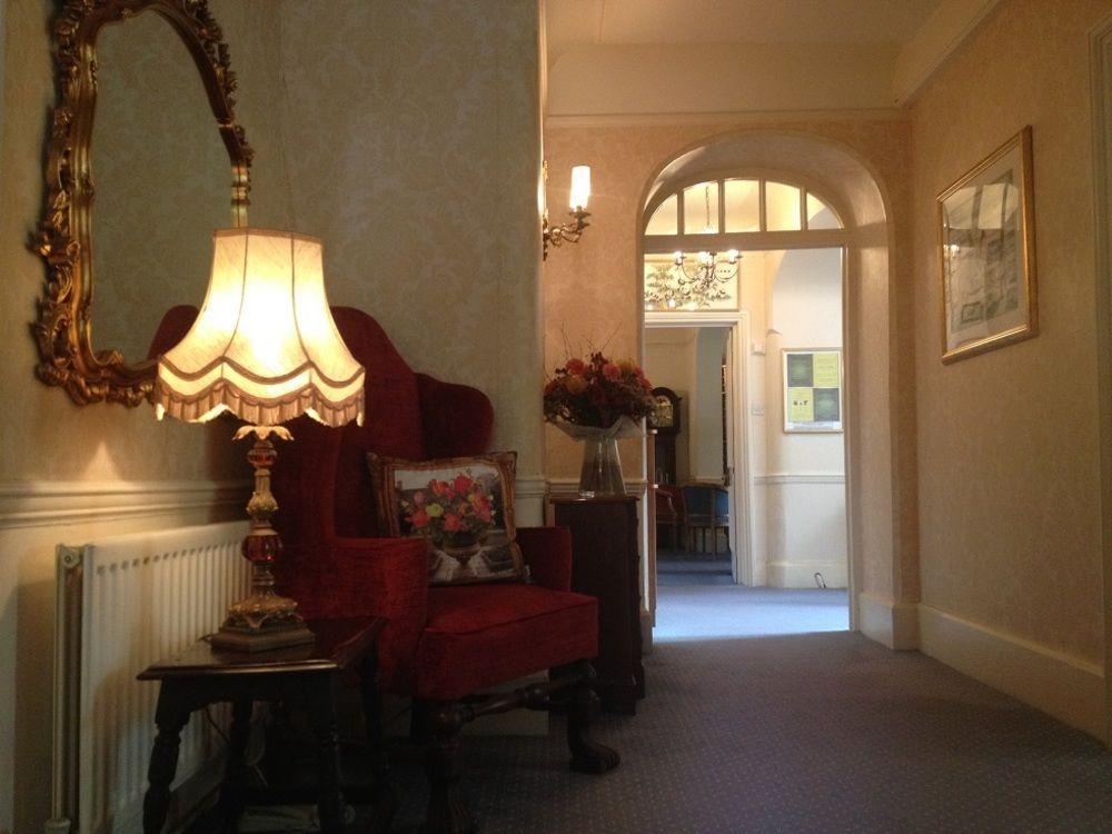 Esseborne Manor Hotel Hurstbourne Tarrant Exterior photo