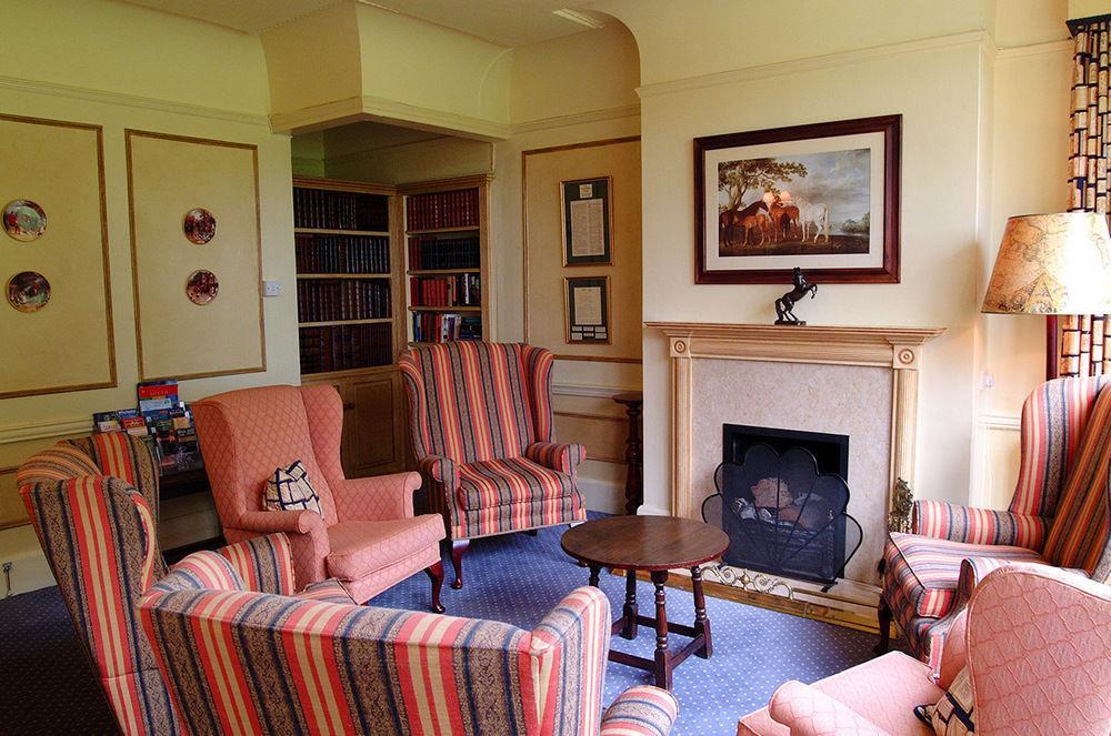 Esseborne Manor Hotel Hurstbourne Tarrant Exterior photo