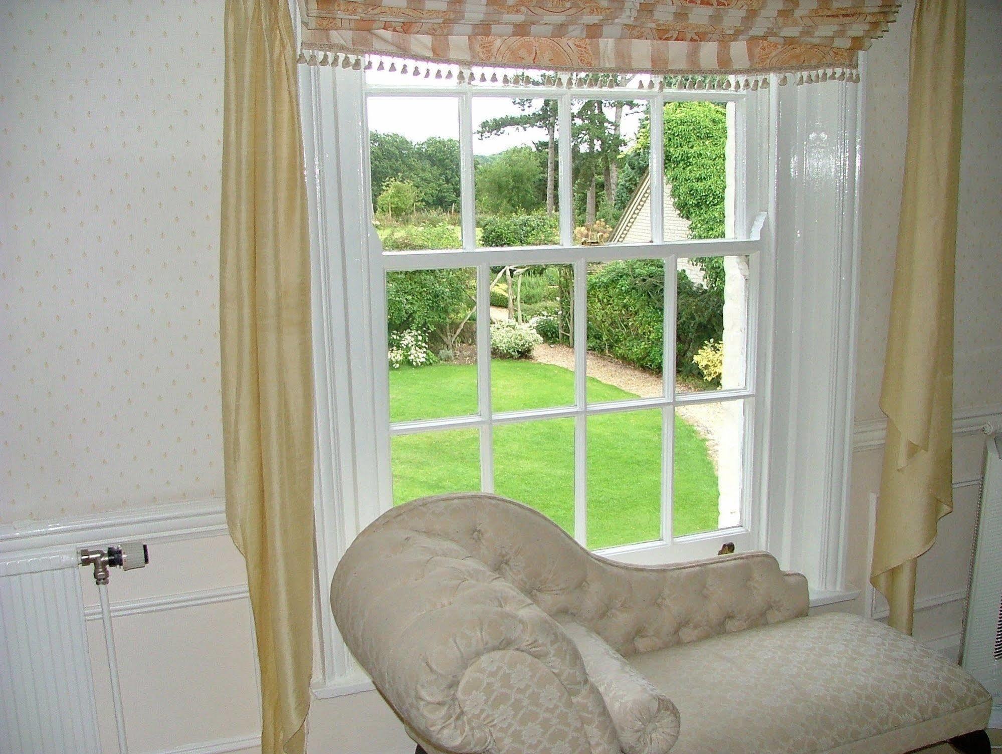 Esseborne Manor Hotel Hurstbourne Tarrant Exterior photo