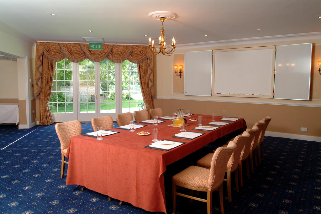 Esseborne Manor Hotel Hurstbourne Tarrant Exterior photo