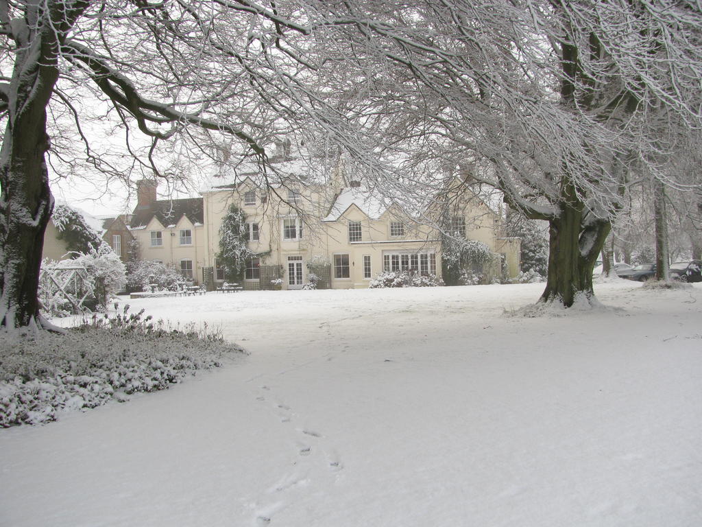 Esseborne Manor Hotel Hurstbourne Tarrant Exterior photo